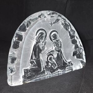 Zabkowice Crystal Nativity Scene